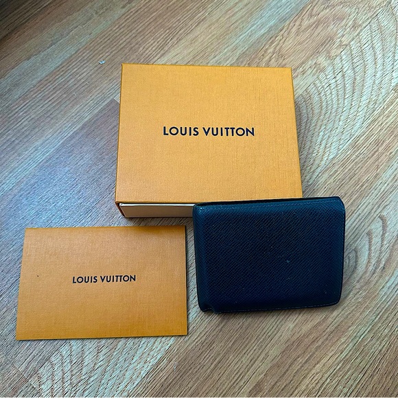 Louis Vuitton wallet in dark blue - Picture 2 of 9